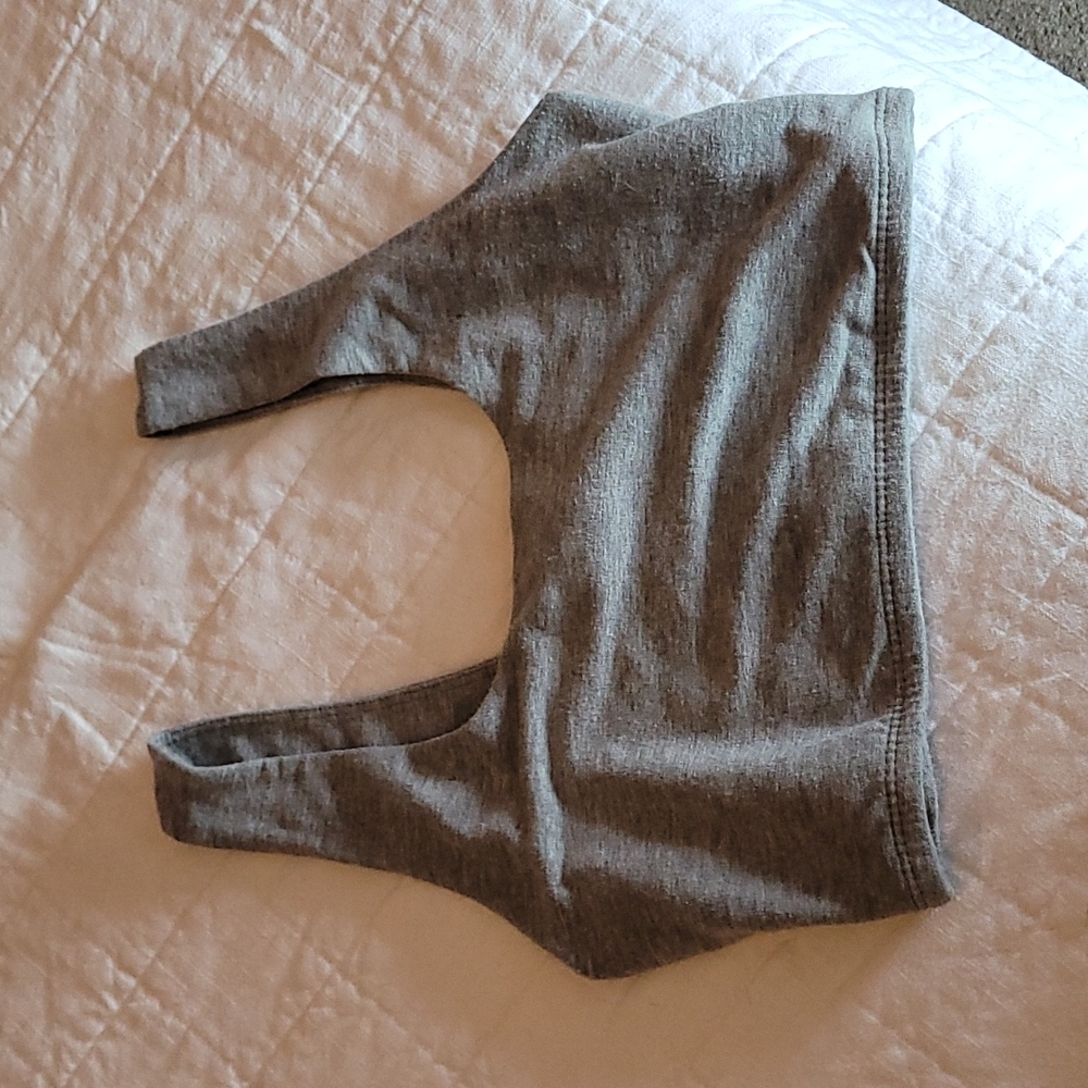 Gray crop top - Picture 2 of 3